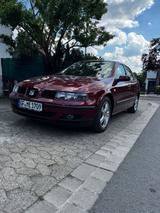 Seat Toledo Sport 1.8 20V Sport - gebrauchte Seat Toledo aus dem Jahr 2002
