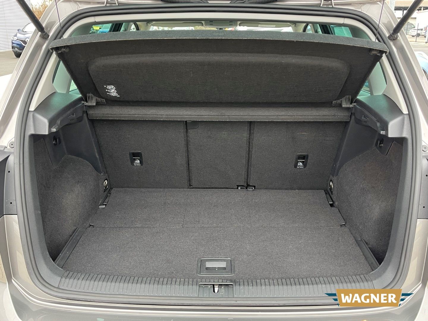 Fahrzeugabbildung Volkswagen Golf Sportsvan VII Comfortline  Automatik  1.4 T