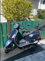 Vespa GTS300 Supertech - Vespa Motorräder in Köln