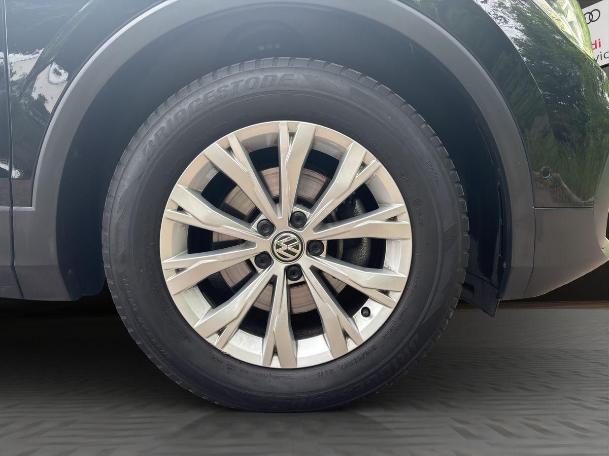 Tiguan Life 2.0 TDI DSG ACC MATRIX-LED RFK