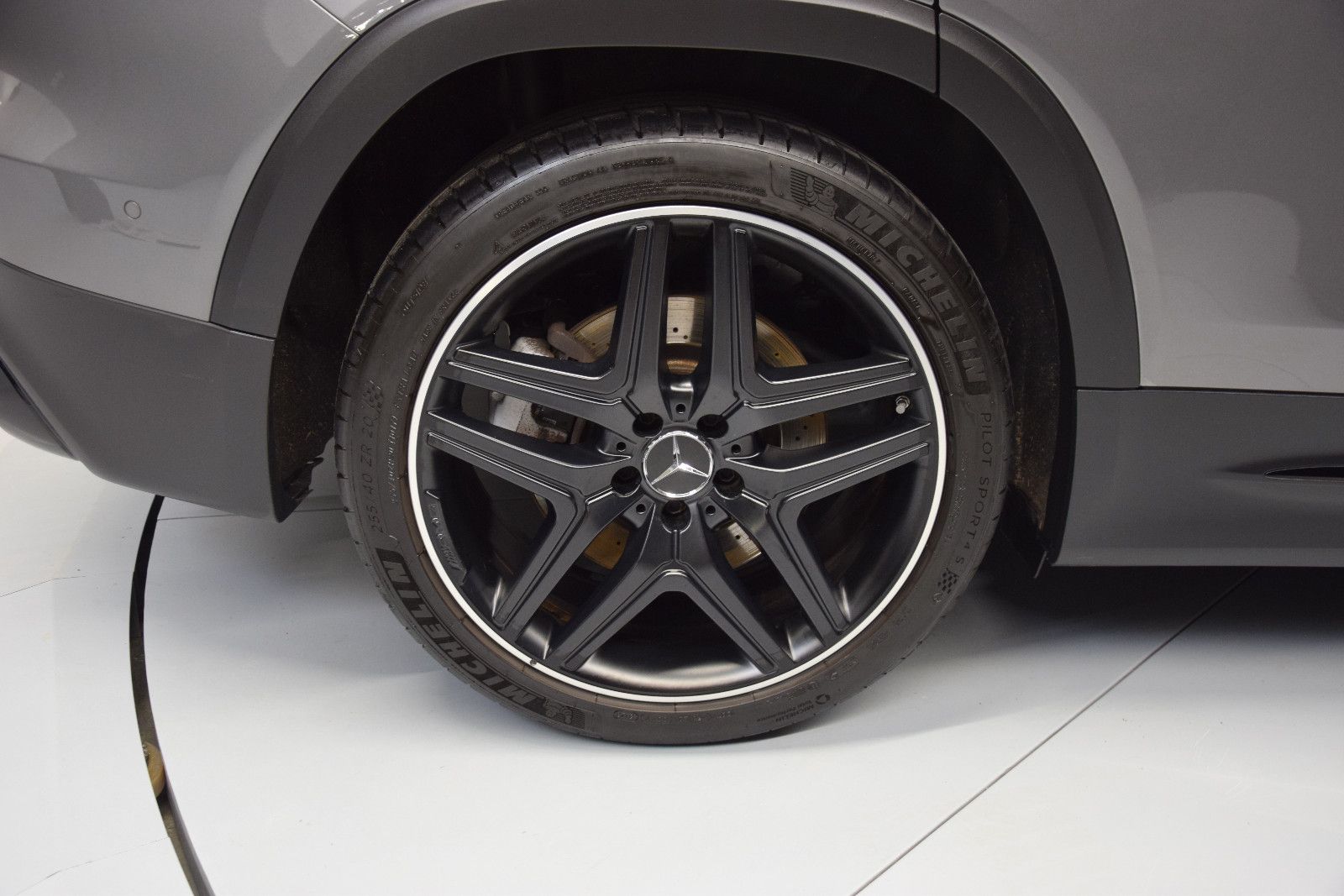 Fahrzeugabbildung Mercedes-Benz GLB 35 AMG 4Matic 360° MBUX Leder AHK Night Ambi
