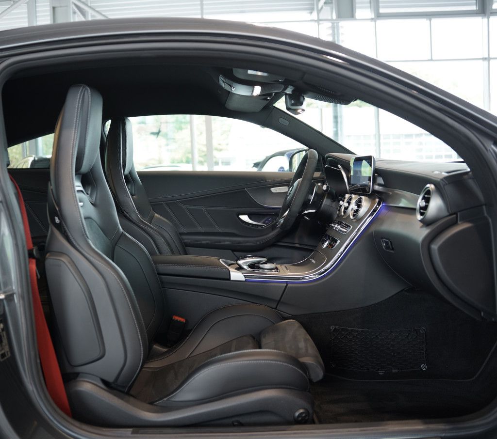 Mercedes Benz C 63 Amg