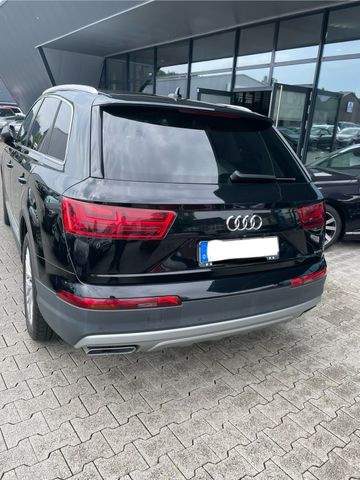 Audi Q7 3.0 Quattro