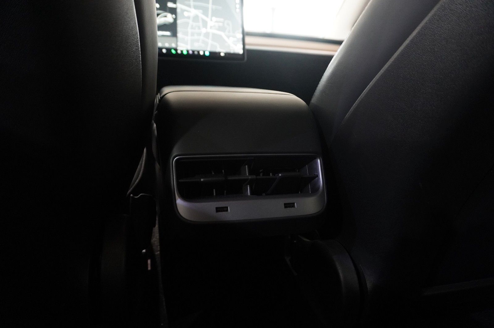 Fahrzeugabbildung Tesla Model 3 Standard Range Plus NAVI/KAMERA/SH/PANO