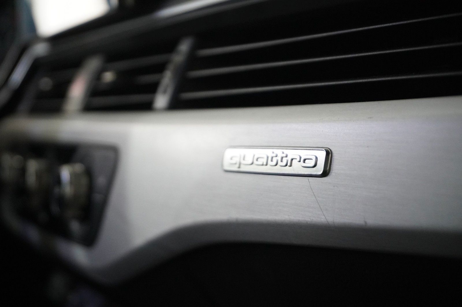 Fahrzeugabbildung Audi A5 Sportback 45 TFSI QUATTRO S-LINE NAVI/MATRIX