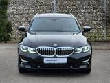 BMW 320 3 Touring 320 d xDrive Luxury Line - BMW: D