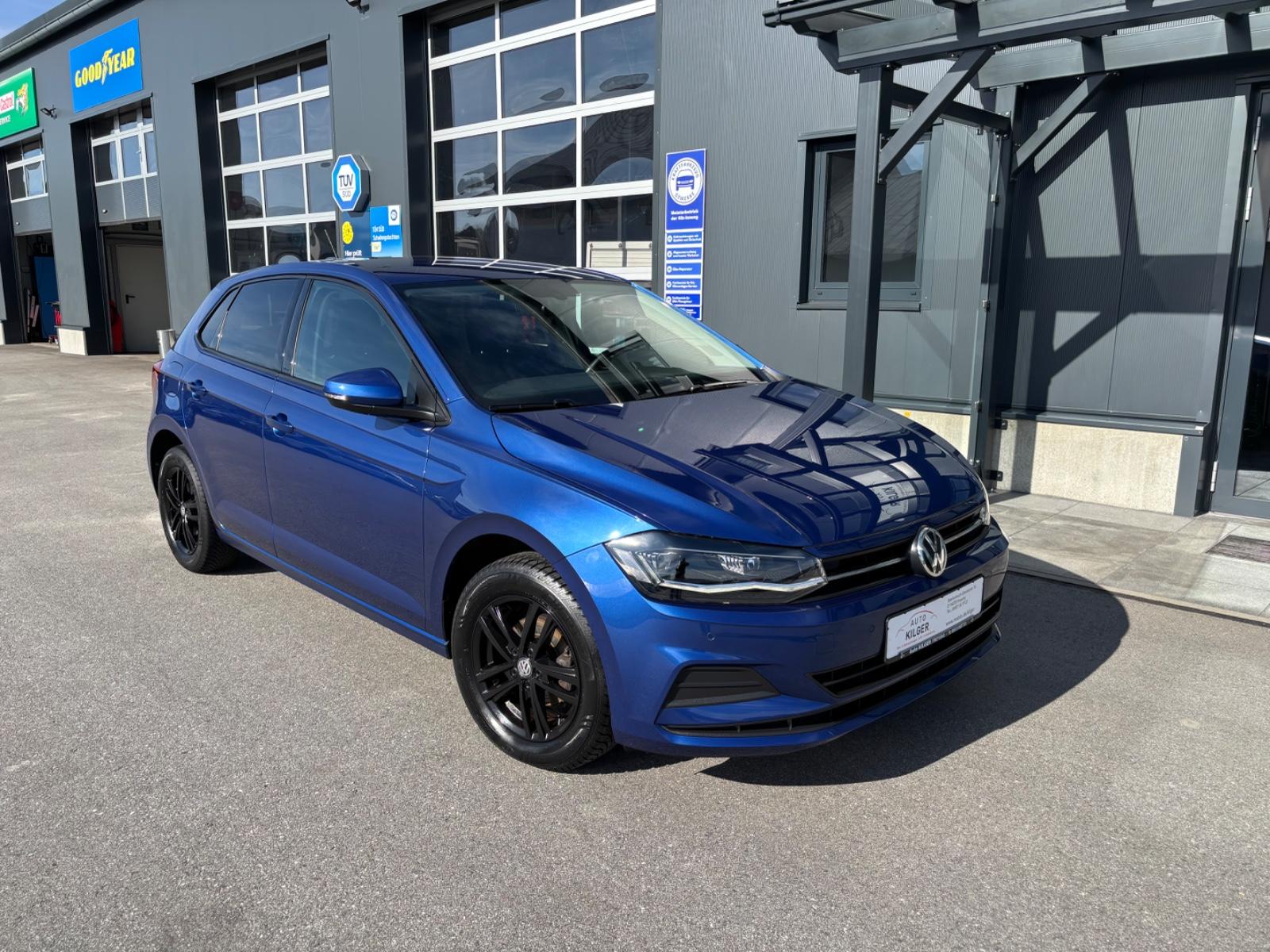 Volkswagen Polo VI Comfortline |App + SH + LED|