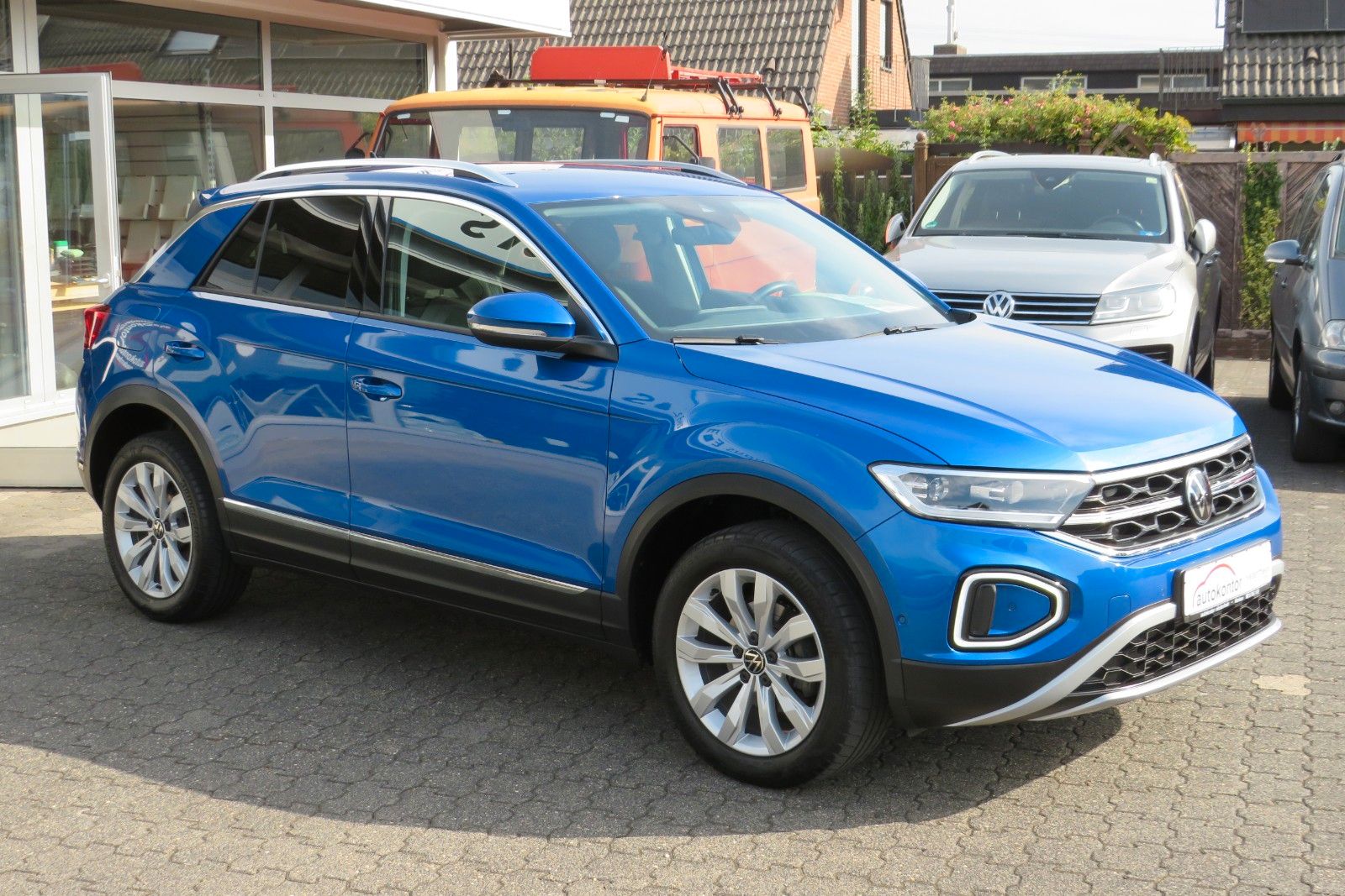 Fahrzeugabbildung Volkswagen T-Roc Style KAMERA ACC NAVI APP SITZH DIGI-COPI