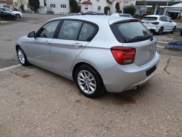Fahrzeugabbildung BMW 116 i/Automatik/1.Hd/Kamera/Navi/Xenon/AHK/