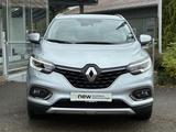 Renault Kadjar TCe 140 LIMITED Kamera KomfZ.Sitzh.AHK - silberne Renault Kadjar