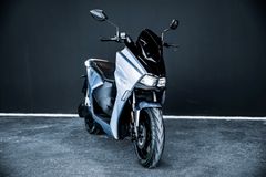 HORWIN SK3 Elektro Roller 95km/h Neufahrzeug + Garantie