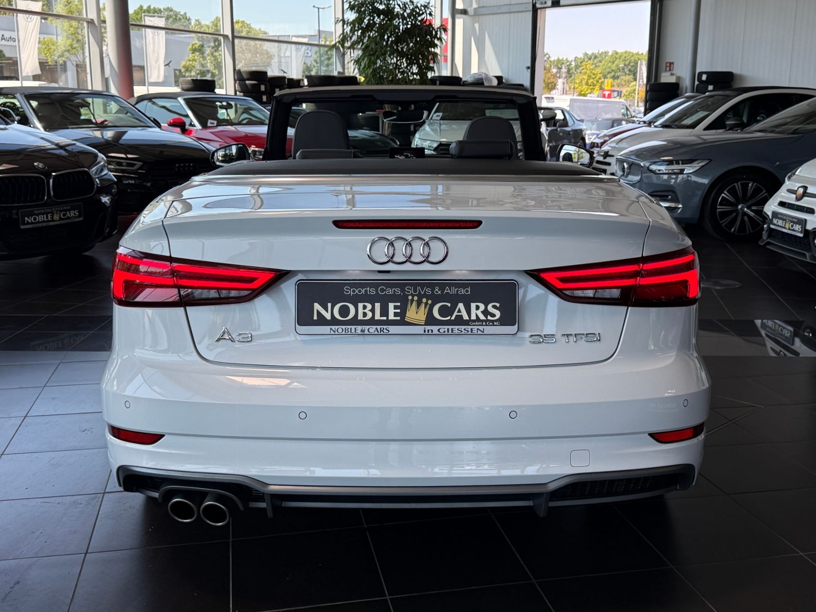 Fahrzeugabbildung Audi A3 Cabriolet S line 35 TFSI KAM LED NAVI