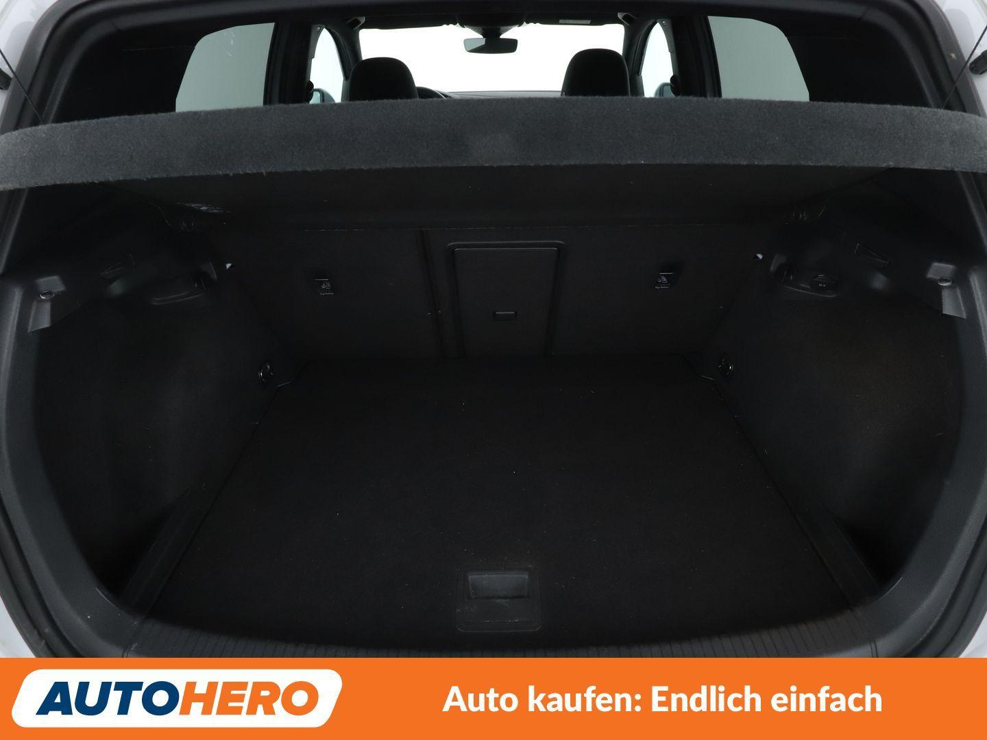 Volkswagen Golf VII 2.0 TSI GTI BlueMotion Tech *NAVI*CAM*