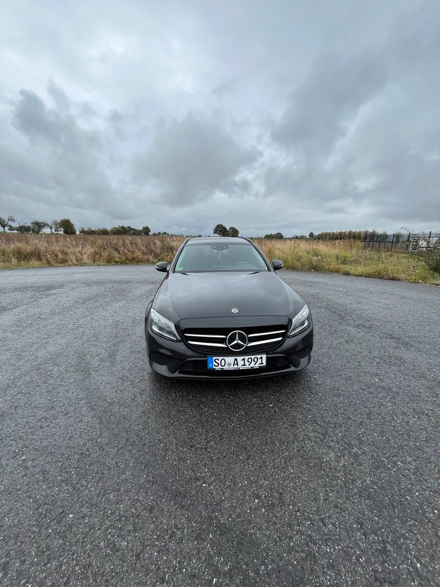 Mercedes-Benz C 220