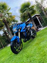 Suzuki GSR 750 - SUZUKI 750 GSR