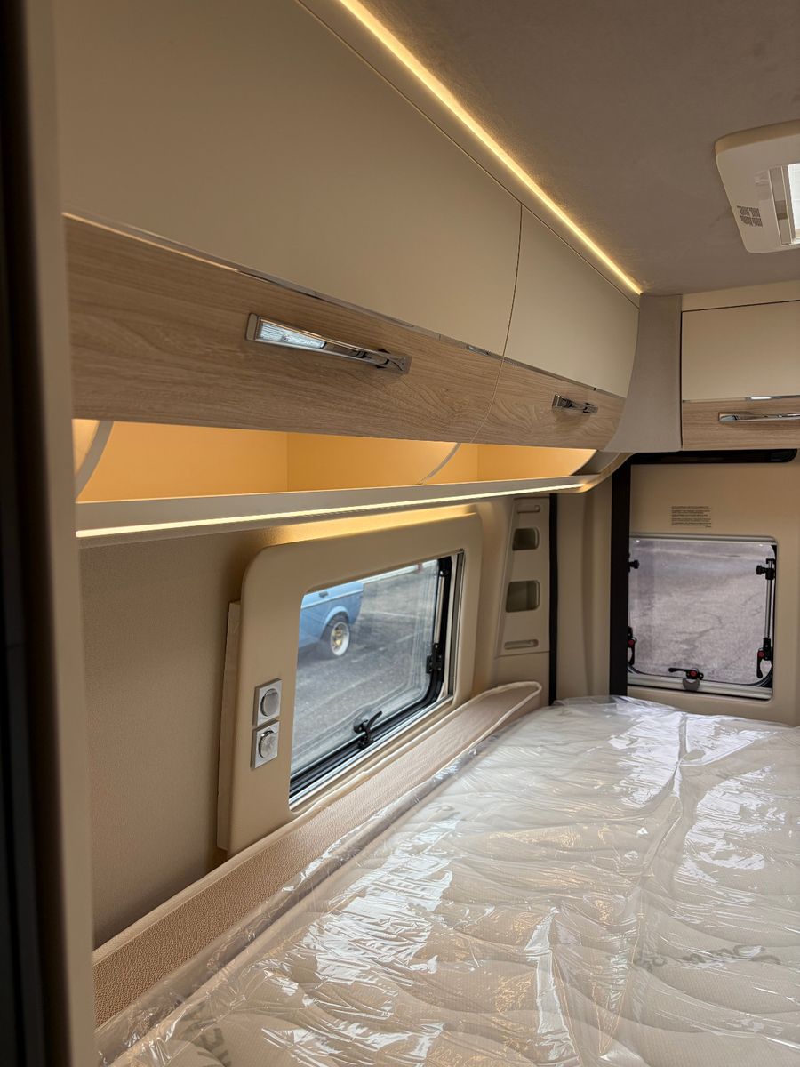 Fahrzeugabbildung Eura Mobil Van V635 HB