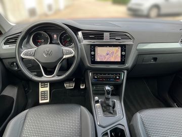 Volkswagen Tiguan - 11