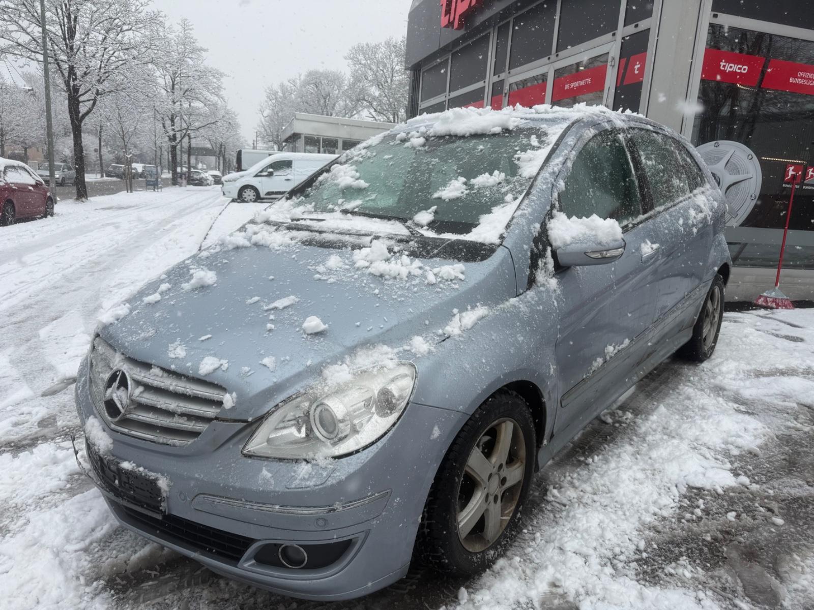 Mercedes-Benz B 200 AUTOMATIK/NAVI/XENON