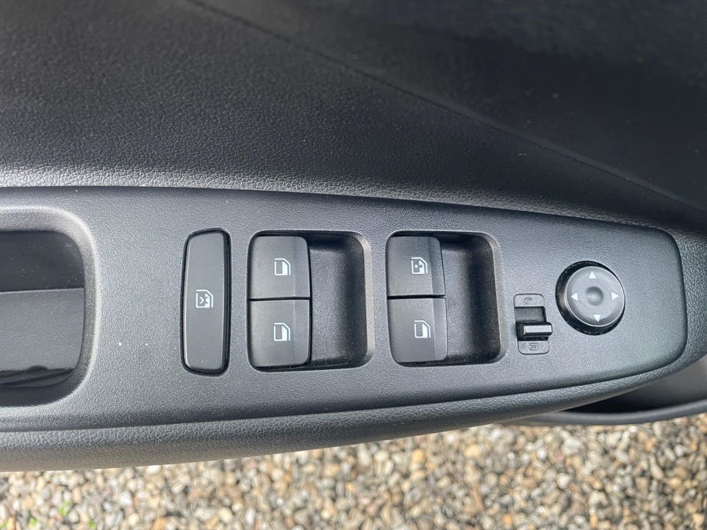 Fahrzeugabbildung Hyundai i10 1.0 Intro Edition Navi Kamera Sitzheizung Rü