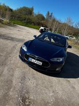Tesla Model S 90D/MCU2 kein SC01