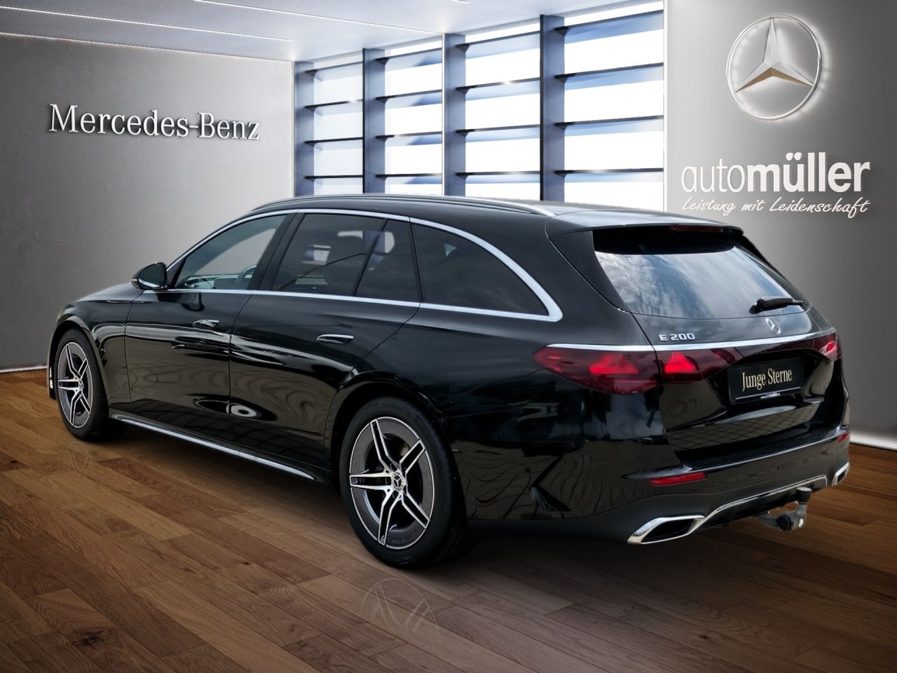 Fahrzeugabbildung Mercedes-Benz E 200 T AMG+AHK+DISTRONIC+KEYLESS+CARPLAY+TOTWIN