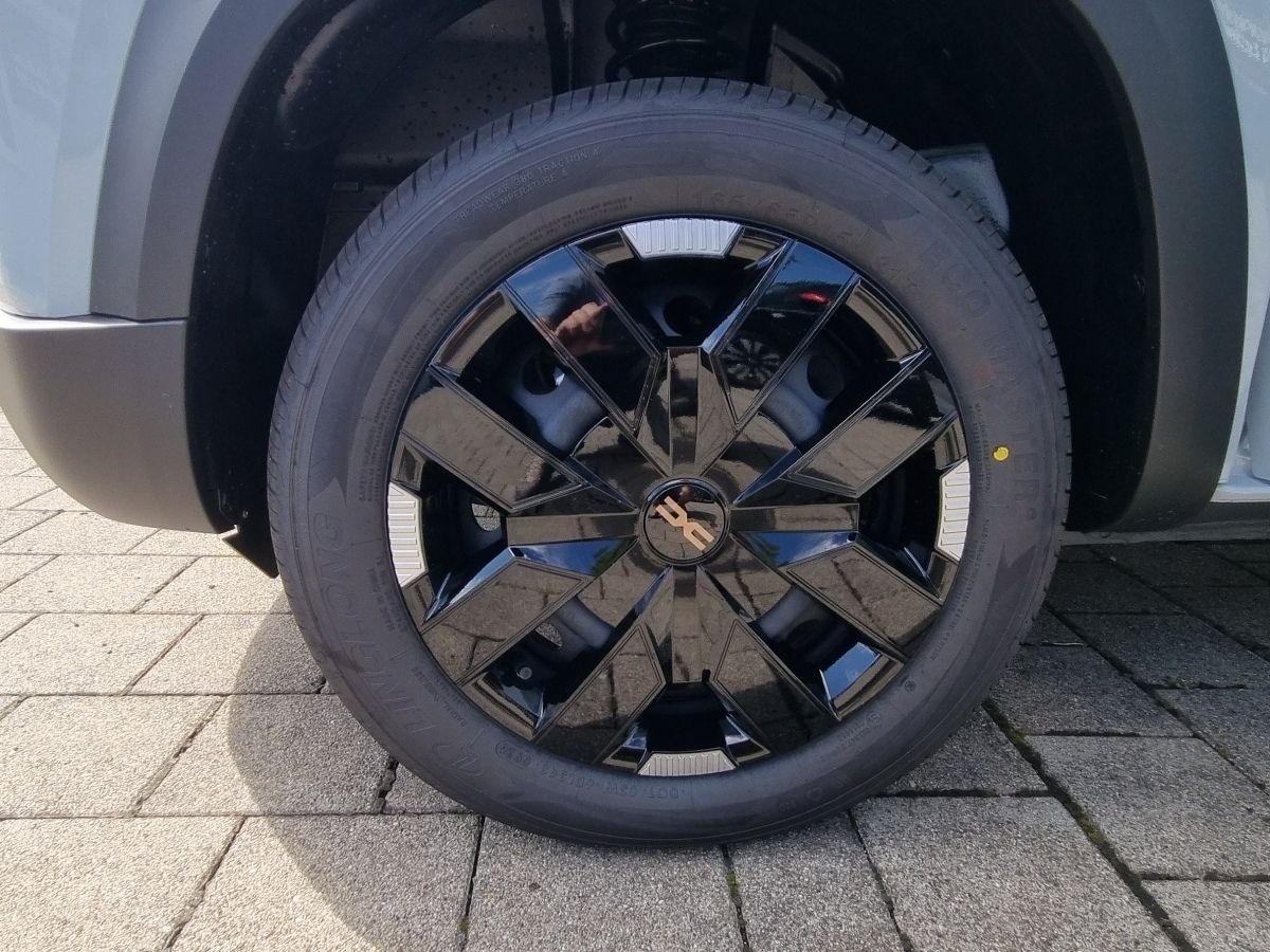 Fahrzeugabbildung Dacia Spring Extreme electric 100