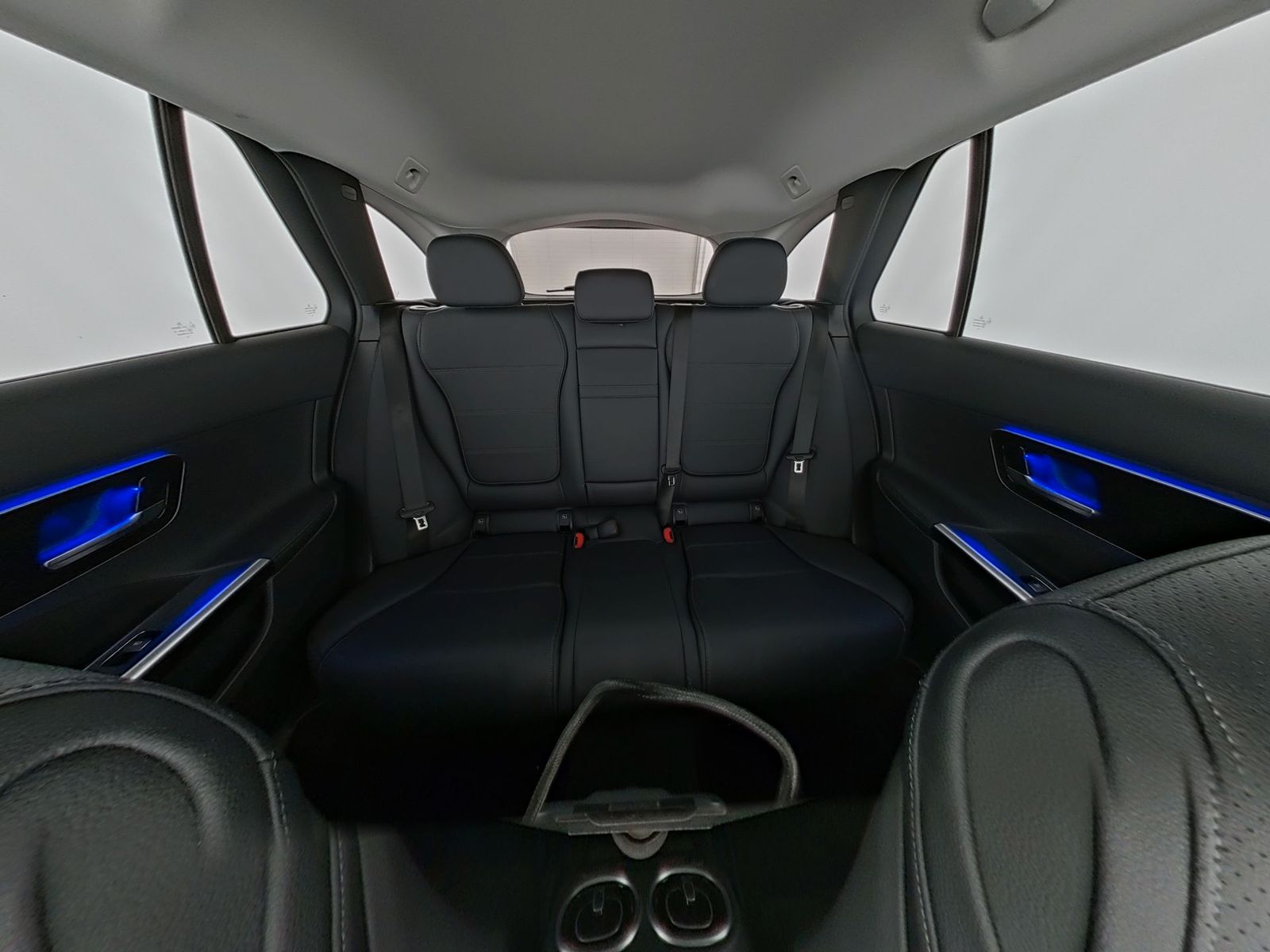 Mercedes-Benz C 200 - Bild 17