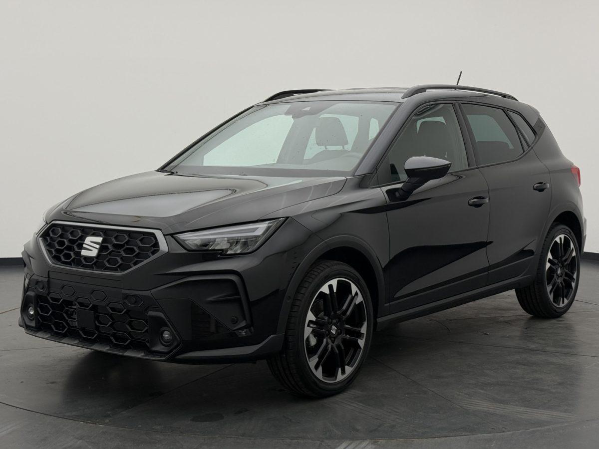 SEAT Arona 1.5 TSI DSG Black Ed.+CAM+NAV+LED+ASSISTS+, миниатюра 2