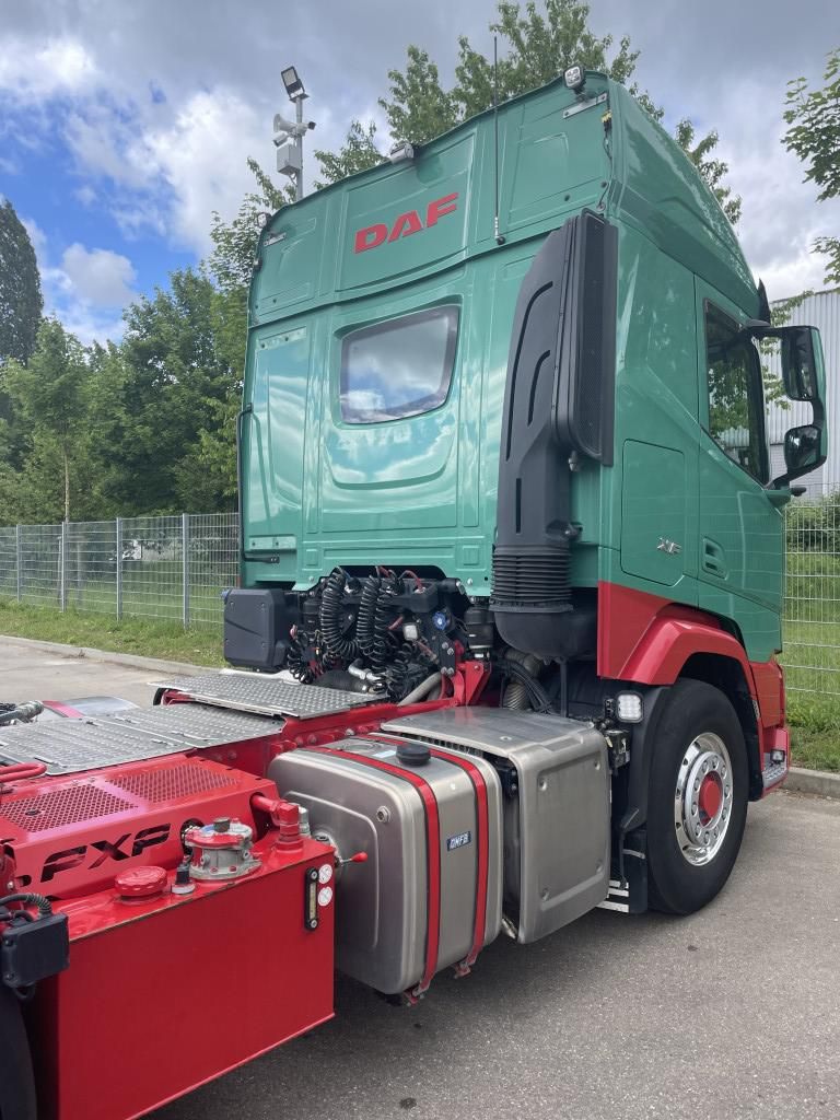 Fahrzeugabbildung DAF FT XF 530 NGD PXP 4x4