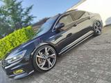 Volkswagen W Passat B8 R-Line 2.0 BiTDI 240PS DSG 4Mo... - Volkswagen Passat Variant: W8