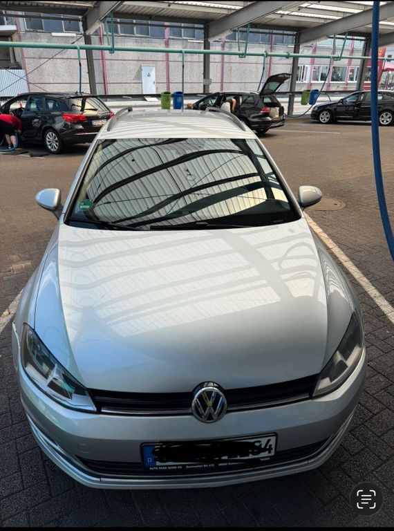 Image of Volkswagen Golf