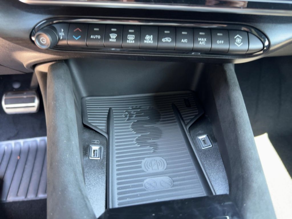 Fahrzeugabbildung Alfa Romeo Junior Sport Speciale Ibrida