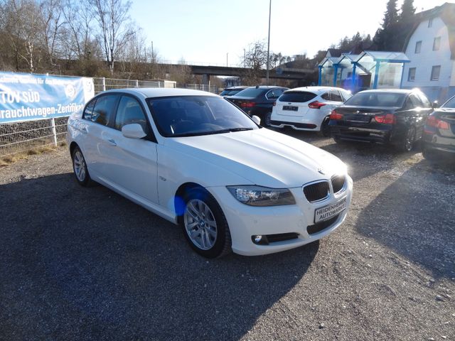 Fahrzeugabbildung BMW 320d xDrive/1.Hand/Navi/StH/PDC/Xenon/Leder/