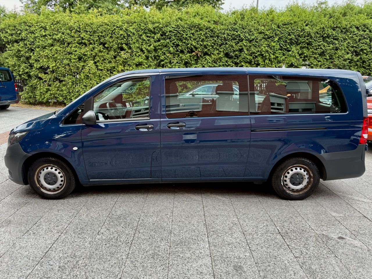 MERCEDES-BENZ Vito Tourer 114 CDI extralang Aut. *8-Sitzer*Kam