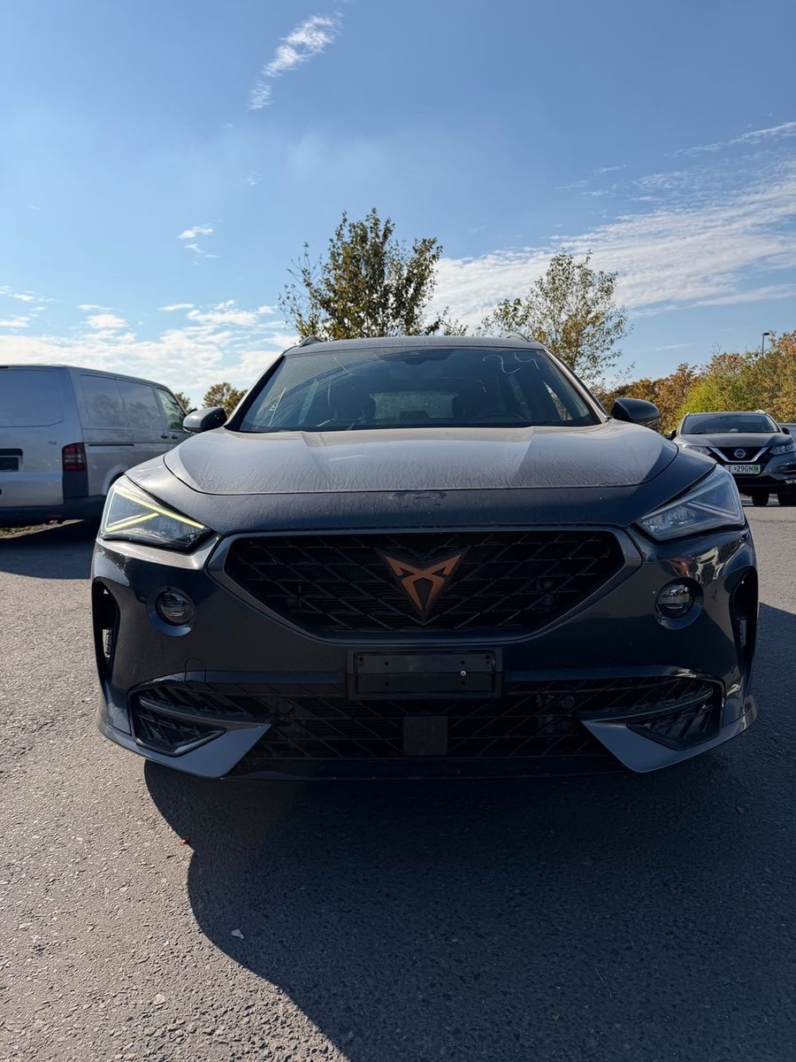 Cupra Formentor e-Hybrid imagem 2