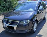 Volkswagen Touran 1.6 Freestyle Freestyle - Volkswagen Touran aus 2010: Freestyle