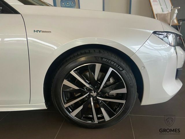 Fahrzeugabbildung Peugeot 508 SW Hybrid 225 GT Pano ACC Night Vision