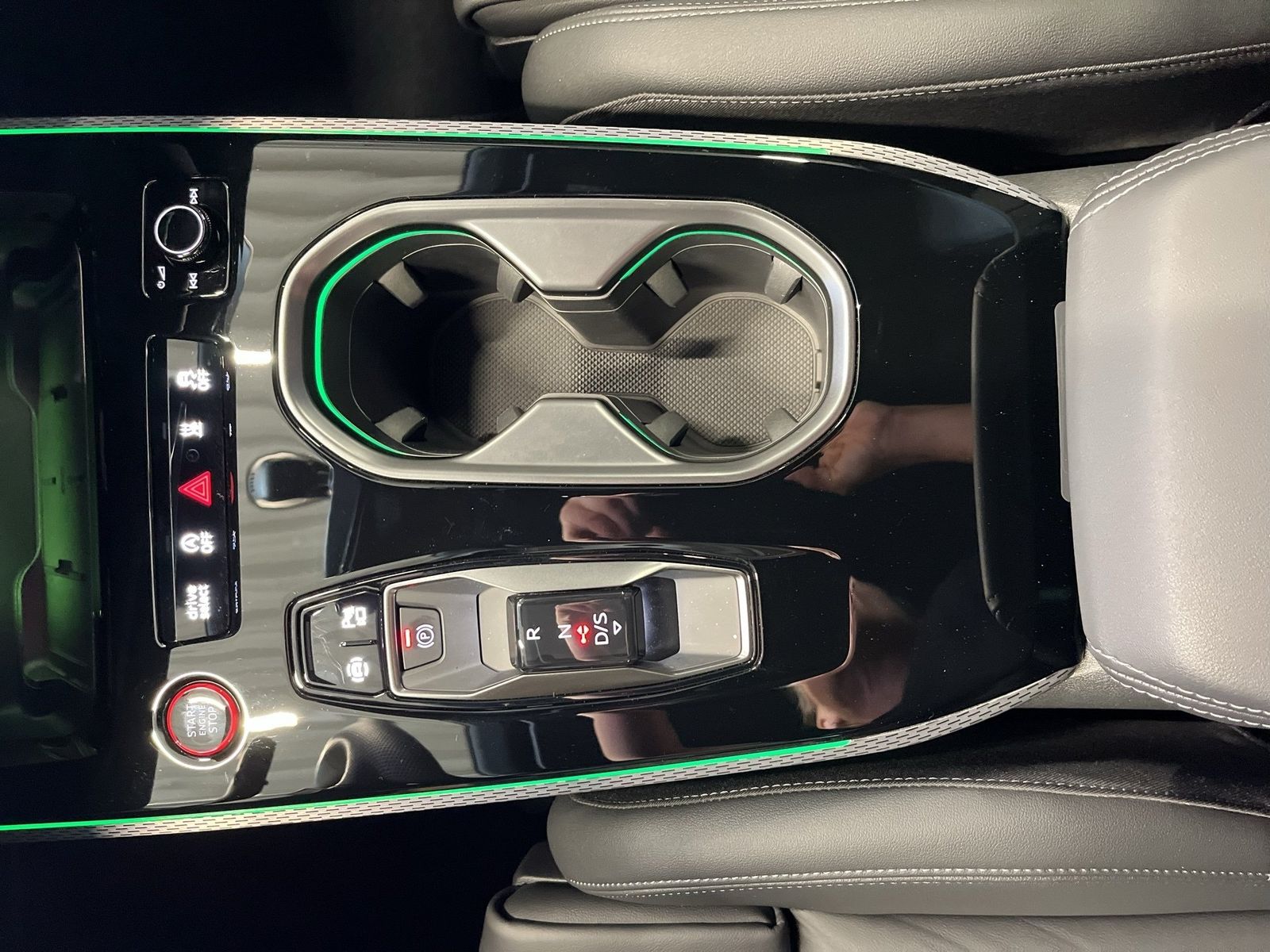 Audi A6 - Bild 16