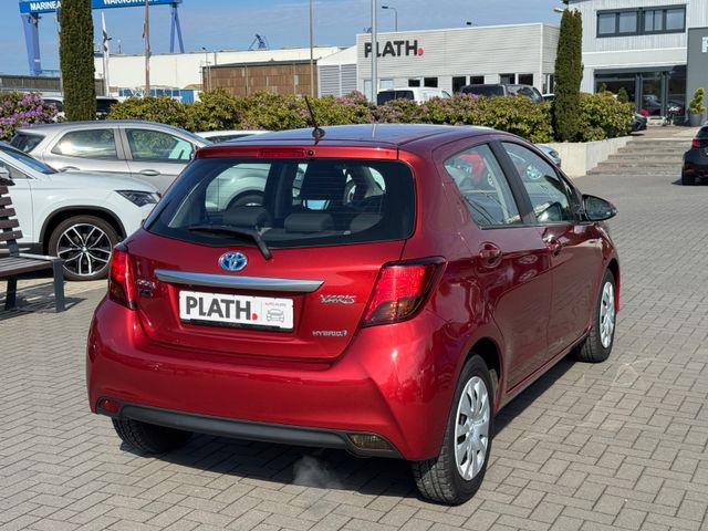 Toyota Yaris  Comfort Hybrid