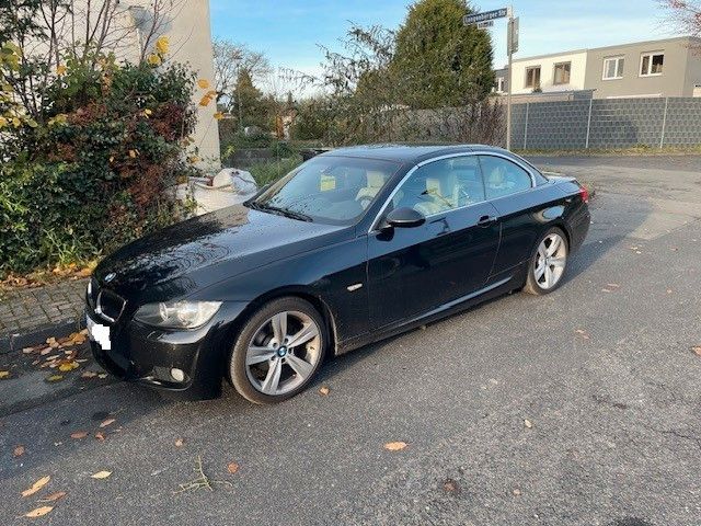 BMW 320i Cabrio -