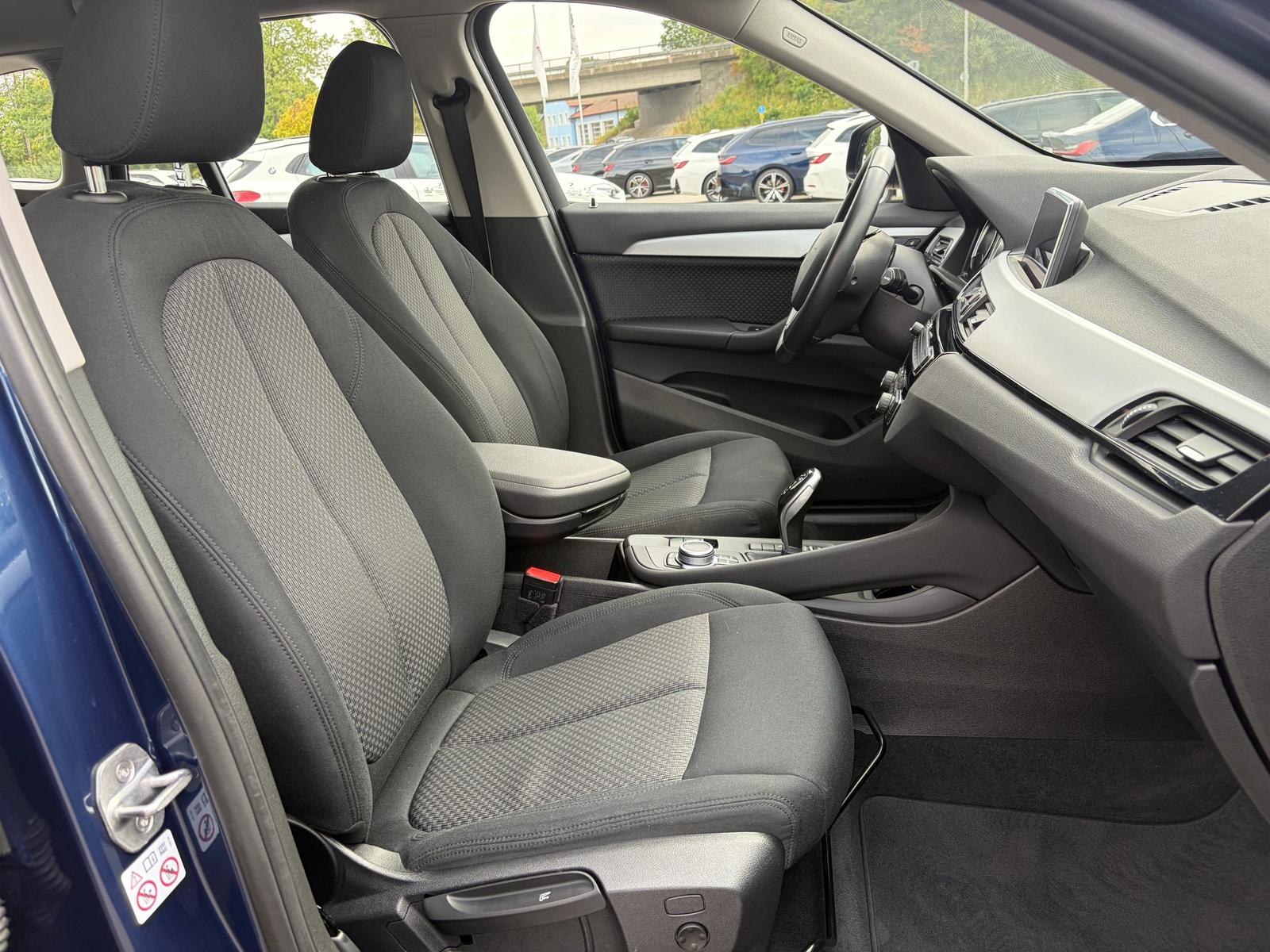 BMW X1 sDrive20i Advantage DAB LED RFK AHK, миниатюра 14