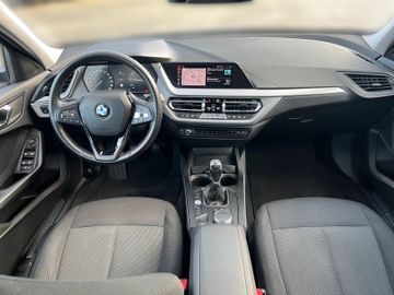 BMW 118 i Advantage Navi  Sitzheizung