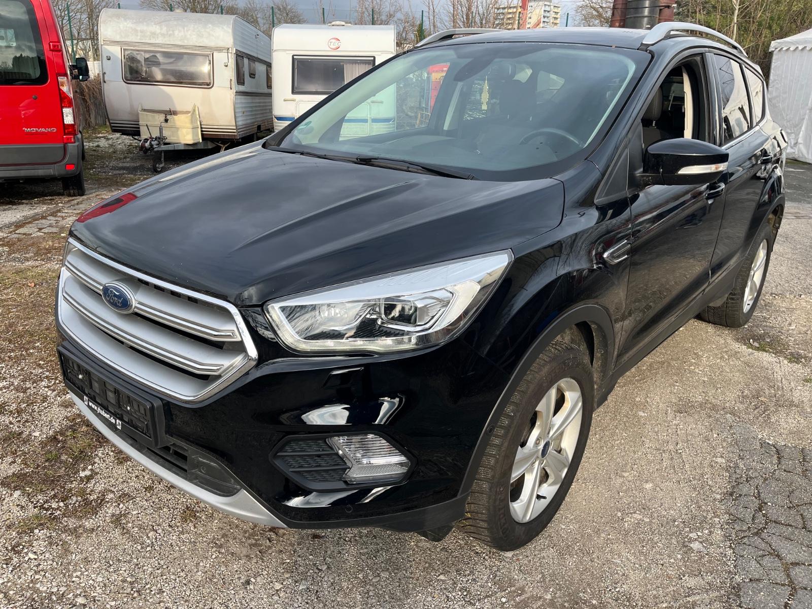 Ford Kuga 2,0 TDCI* Titanium*Navi/Kamera/Motorschaden