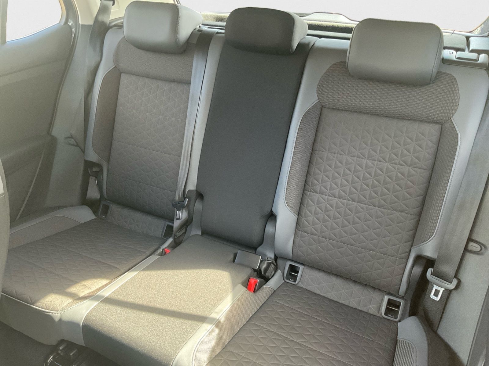 Volkswagen T-Cross - Bild 14