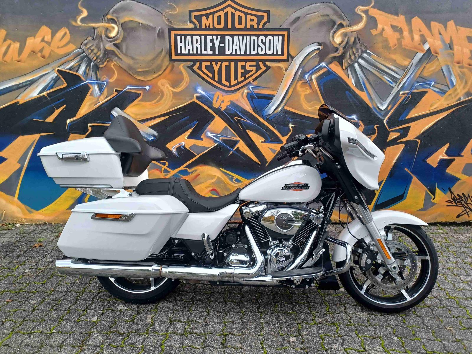 Harley-Davidson Touring FLHX Street Glide