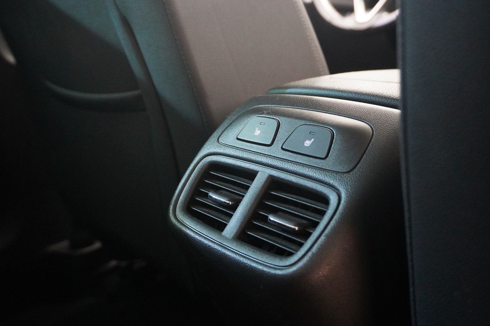 Fahrzeugabbildung Opel Insignia B ST 2.0D ELEGANCE NAVI/LED/KAMERA/DAB+