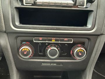 Volkswagen Golf VI Trendline+Klima+SHZ+Sch.Dach+AHK+Gar.