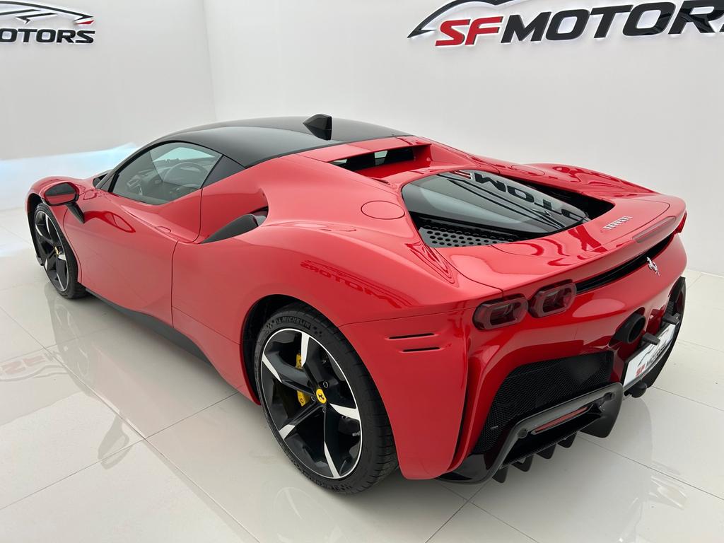 Ferrari SF90