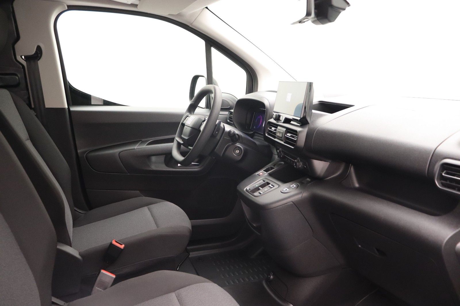 Fahrzeugabbildung Fiat Doblo Serie 3 L2 Heavy KaWa 1.5 BlueHDi AT8