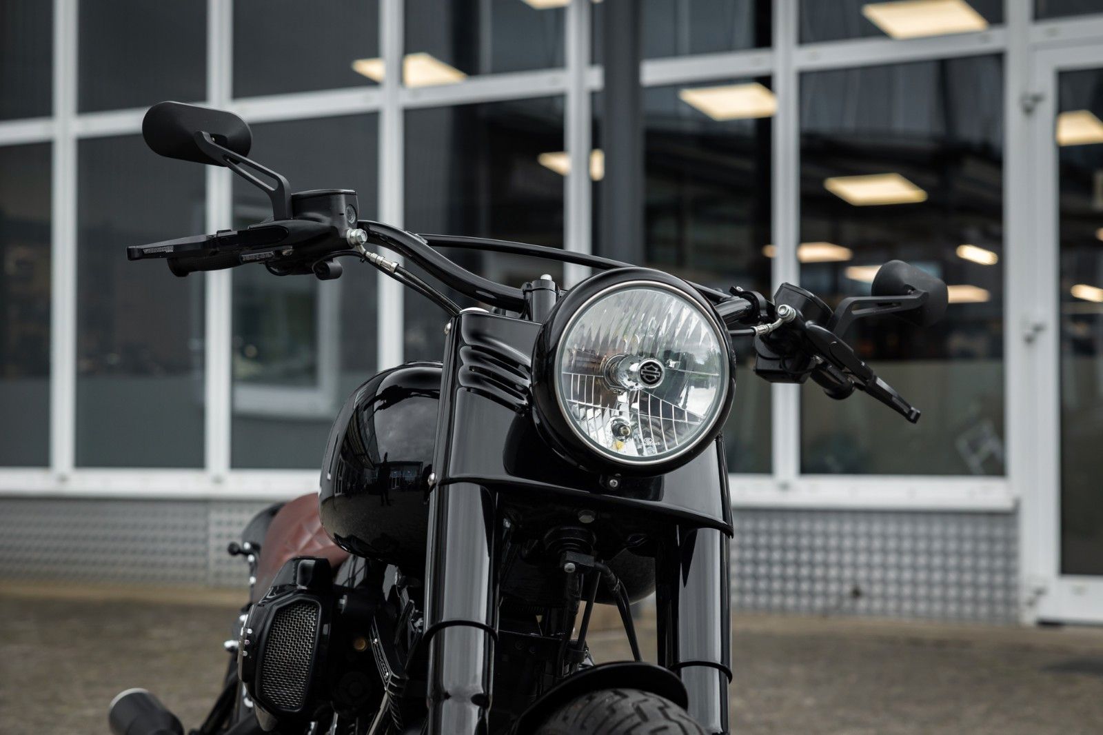 Fahrzeugabbildung Harley-Davidson FLSS SOFTAIL SLIM S 110 cui - Kesstech-Heckumbau